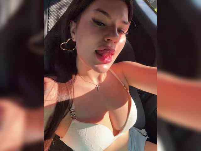 -MaybeBaby-'s chat room