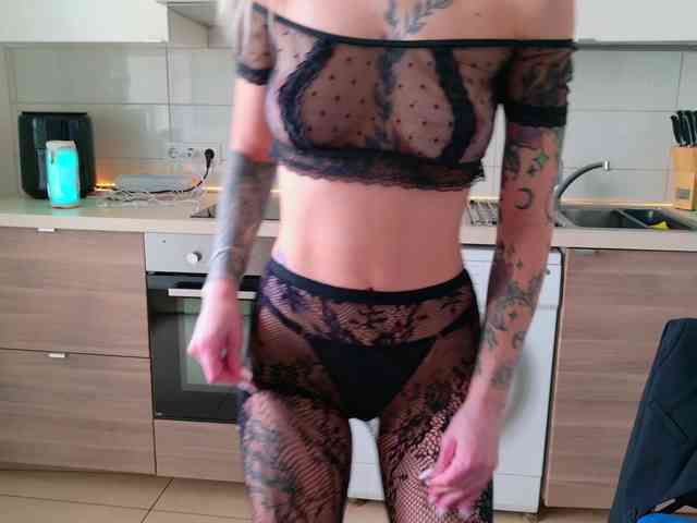 Tatachka1's chat room