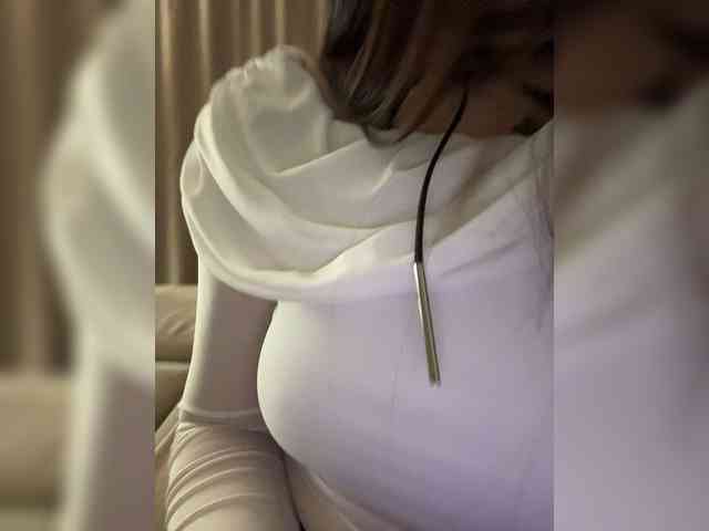 -ALLINA-'s chat room