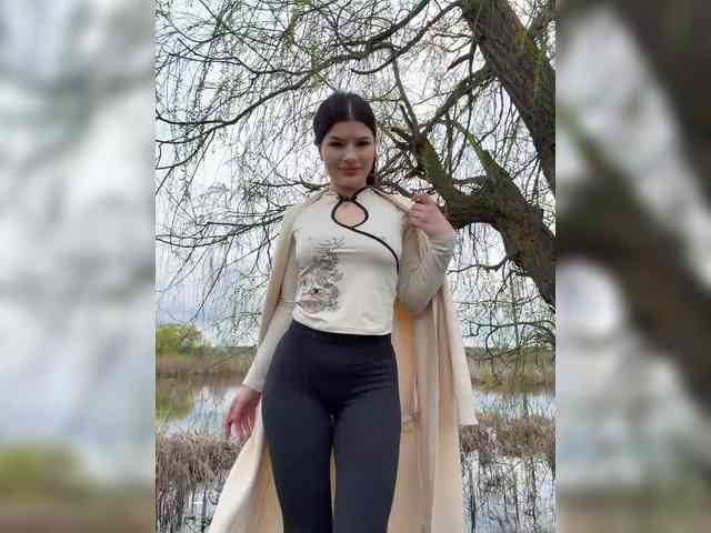 -MaybeBaby-'s chat room