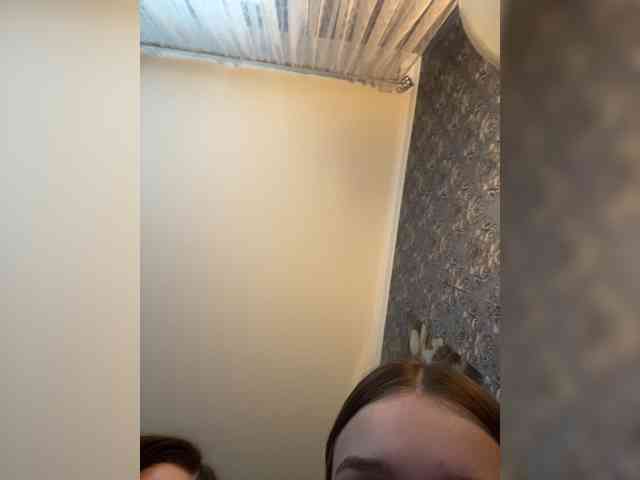 shyyyygirls's chat room