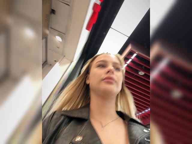 _Katrinka_'s chat room