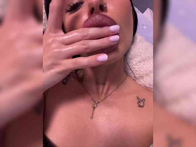 _Anasteisha_'s chat room