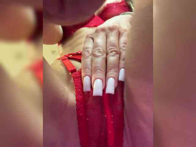 OrgazMia's chat room