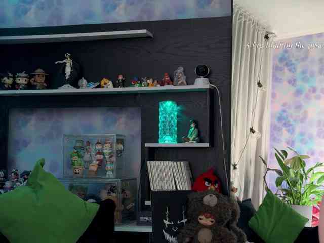 Kira_Li_Lime's chat room