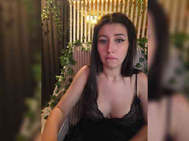 -Violetttttka-'s chat room