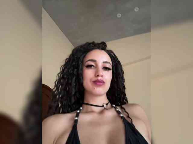 -SATIVA-'s chat room