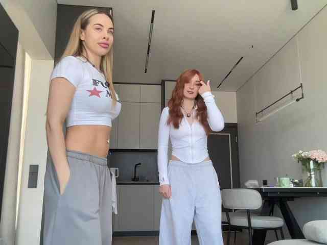 diffgirls1-1's chat room