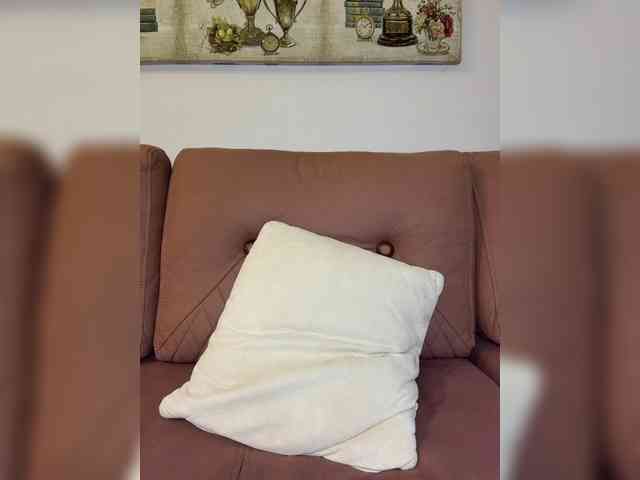 OrgazMia's chat room