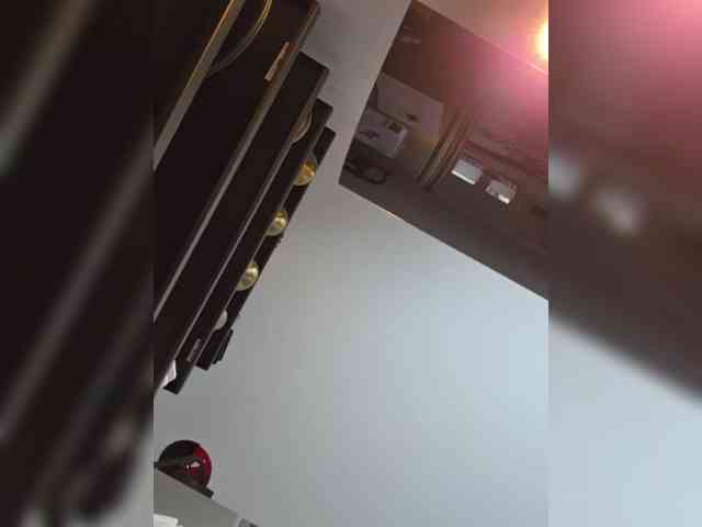 Taanni's chat room