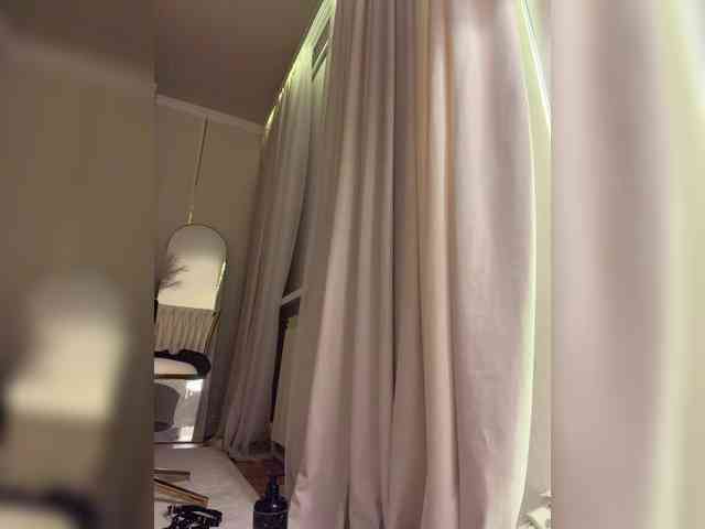 Ekaterina2221's chat room