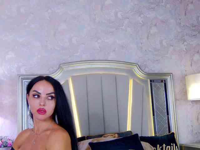 Issadorra's chat room