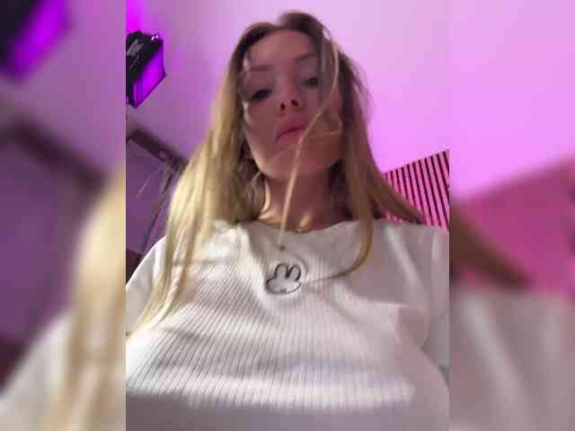 WILD-ANGEL777's chat room