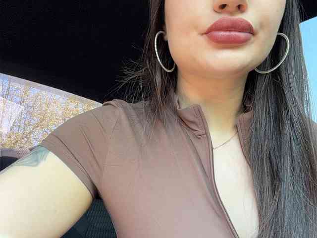 -MaybeBaby-'s chat room