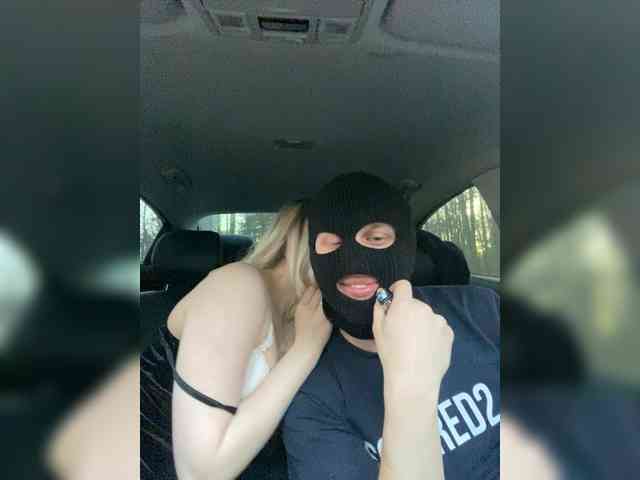 NikkiAlex's chat room