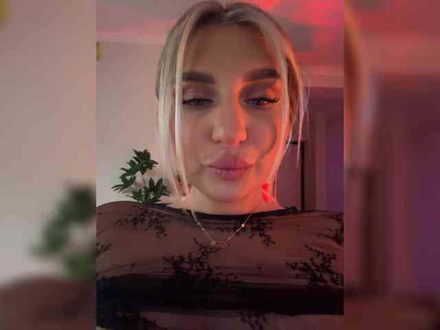 Stiflers_mom's chat room