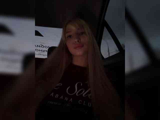 Cristi-Candy's chat room