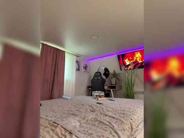 -MaybeBaby-'s chat room
