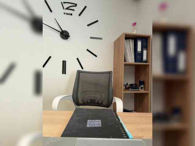 ANNA_Fox's chat room