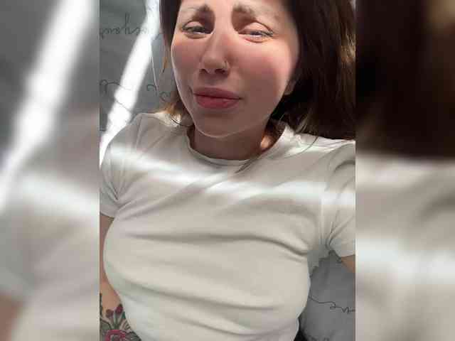 -LeiaProseccina-'s chat room