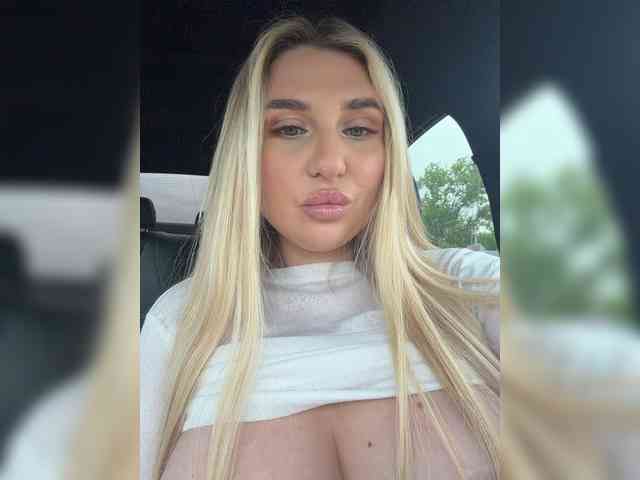 Stiflers_mom's chat room