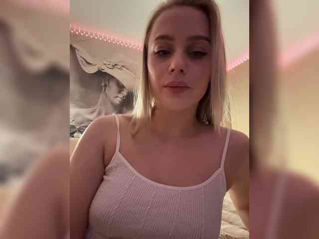 _Katrinka_'s chat room