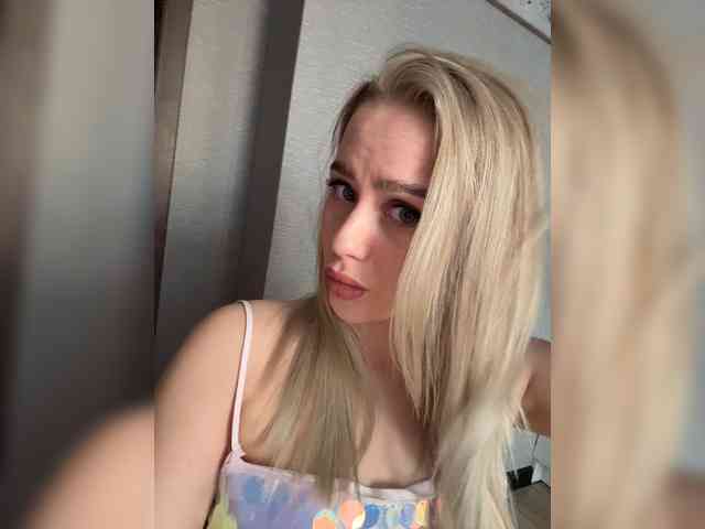 _Katrinka_'s chat room