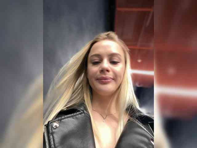 _Katrinka_'s chat room