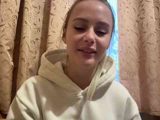 _Katrinka_'s chat room