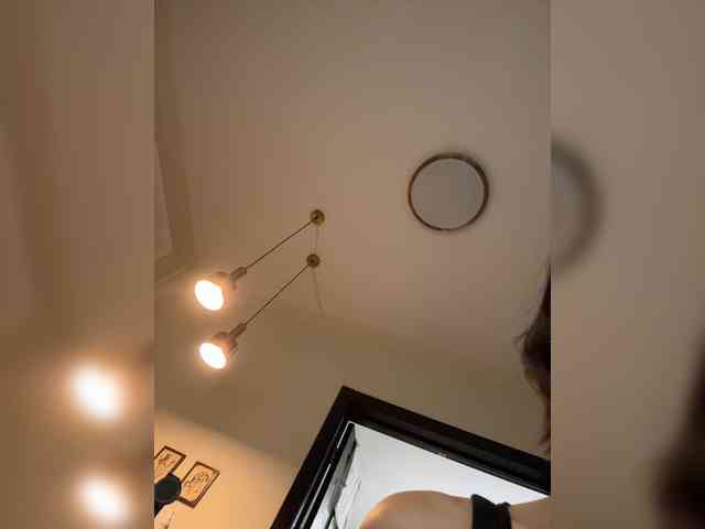 -SATIVA-'s chat room