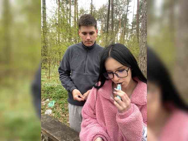 leocouple's chat room