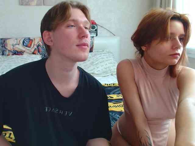 TheSluttyFox's chat room