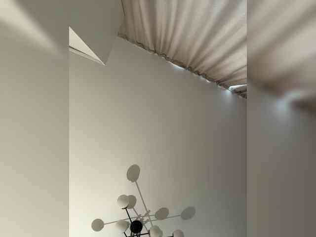 LedyMiya's chat room