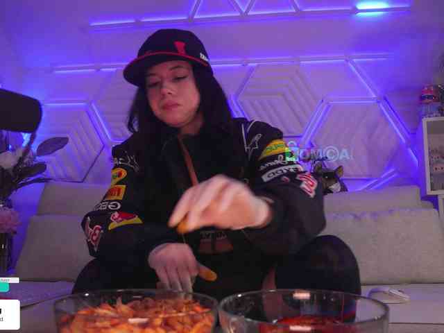 Taanni's chat room