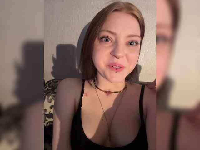 CherryBaby-1's chat room
