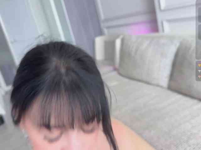 Travel-couple's chat room