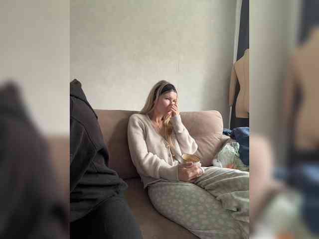 GiaVibey's chat room