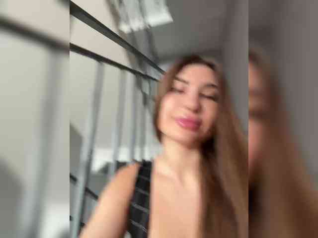 -EmilyBaby-'s chat room