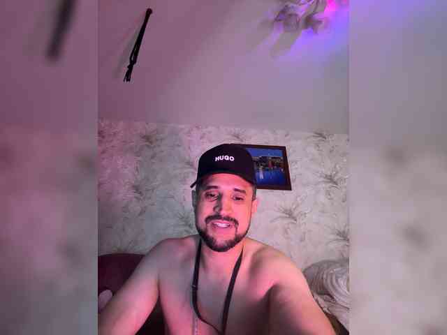 VIP17CoupleDream's chat room
