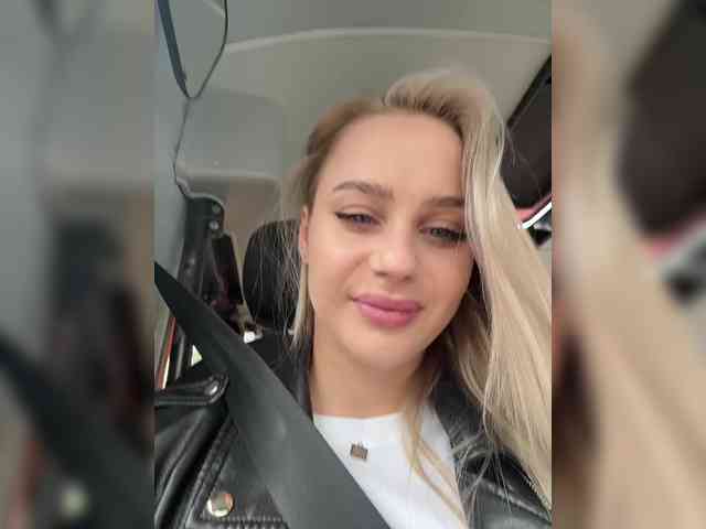 _Katrinka_'s chat room