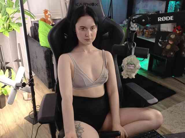 Kira_Li_Lime's chat room