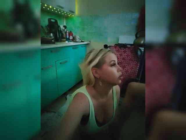 Bessandkaty55's chat room