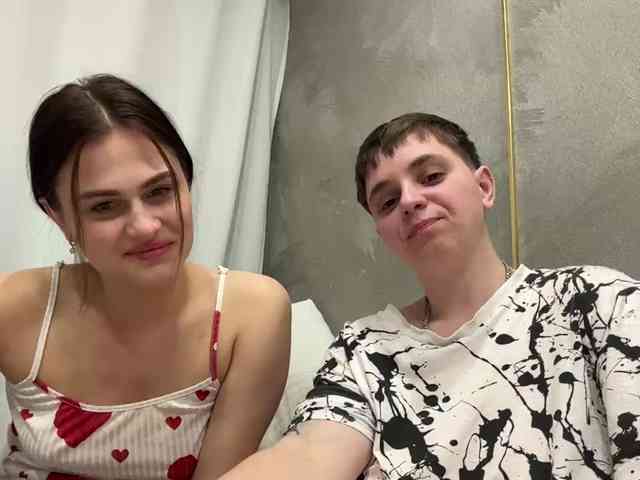 Kris-and-Vanessa's chat room