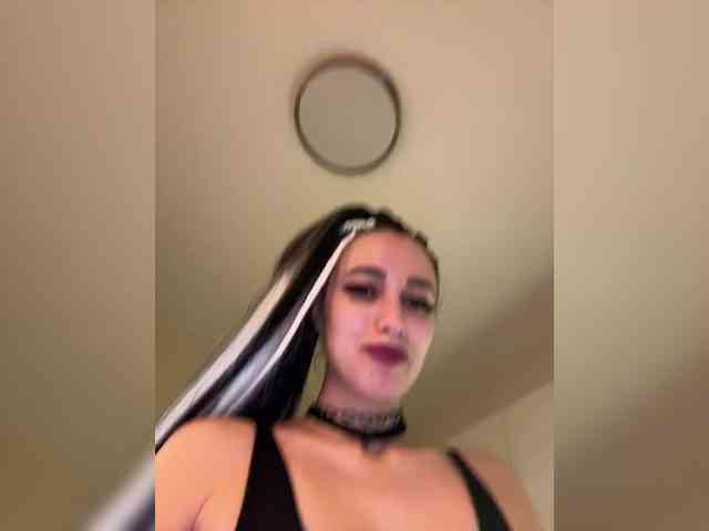 -SATIVA-'s chat room