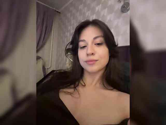 _Meggi_'s chat room