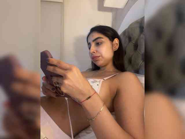 SallyeLeins's chat room