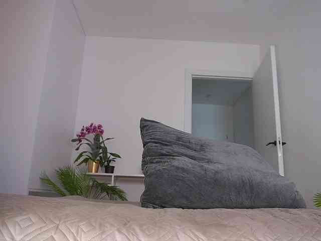 Sonya-reallsugar's chat room