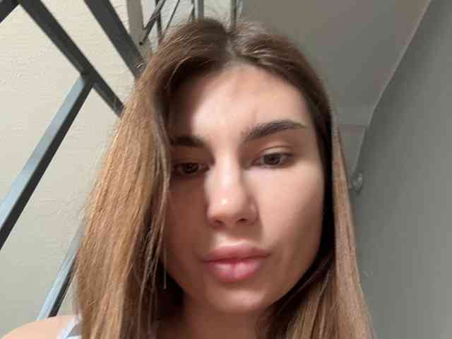 -EmilyBaby-'s chat room