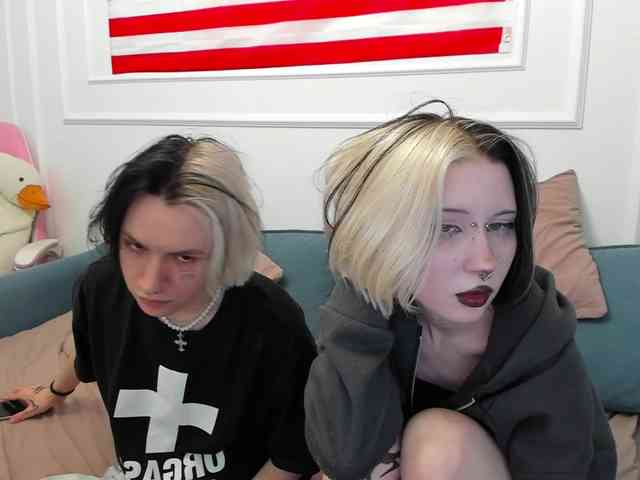 VeryRareTwix's chat room