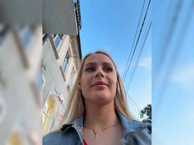 _Katrinka_'s chat room